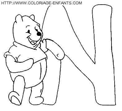 coloriage Alphabet Winnie lettre N avec Winnie