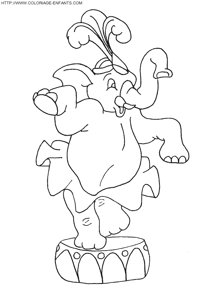 coloriage cirque elephant debout